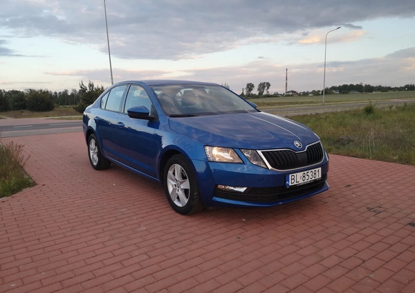 Skoda Octavia cena 43665 przebieg: 179900, rok produkcji 2017 z Łomża małe 301